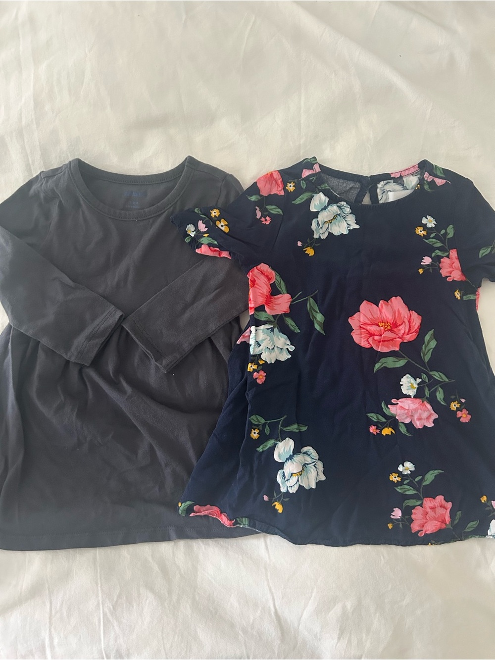Old Navy Toddler Dresses 12-18 Month Navy Floral and Gray